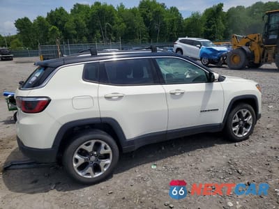 Trzecie zdjęcie samochodu z tyłu: 2018 JEEP COMPASS LIMITED VIN:3C4NJDCB2JT478870 - miniatura