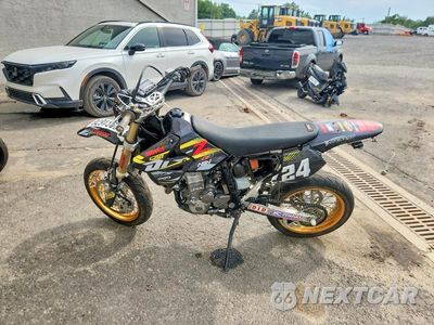 Trzecie zdjęcie samochodu z tyłu: 2018 SUZUKI DR-Z400 SM VIN:JS1SK44A8J2100764 - miniatura