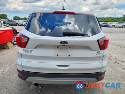 Zdjęcie 6 z 12 samochodu: 2019 FORD ESCAPE SE VIN:1FMCU0GD7KUB58613 - miniatura
