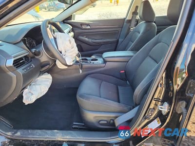 Zdjęcie 7 z 12 samochodu: 2025 NISSAN ALTIMA SV VIN:1N4BL4DW8SN344368 - miniatura
