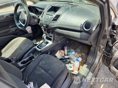 Zdjęcie 8 z 12 samochodu: 2017 FORD FIESTA VIN:3FADP4BJXHM166387 - miniatura