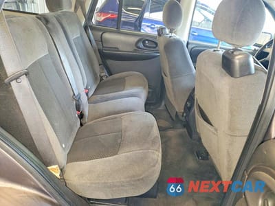 Zdjęcie 11 z 13 samochodu: 2008 CHEVROLET TRAILBLAZER LS VIN:1GNDT13S582222861 - miniatura