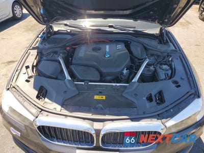 Zdjęcie 11 z 12 samochodu: 2019 BMW 530XE VIN:WBAJB1C50KB376391 - miniatura