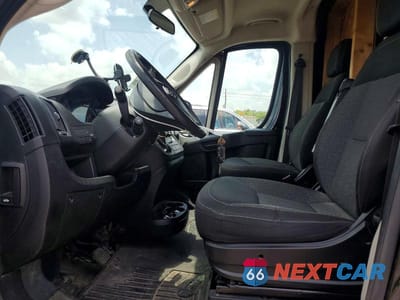 Zdjęcie 7 z 12 samochodu: 2019 RAM PROMASTER 2500 2500 HIGH VIN:3C6TRVDG8KE541547 - miniatura