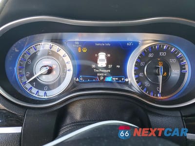 Zdjęcie 9 z 13 samochodu: 2021 CHRYSLER 300 S VIN:2C3CCABG2MH520081 - miniatura
