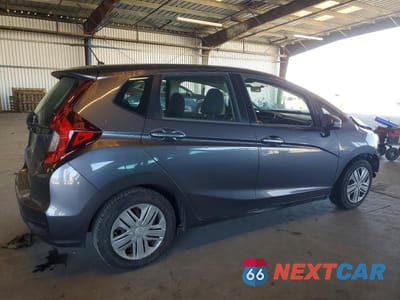 Trzecie zdjęcie samochodu z tyłu: 2019 HONDA FIT LX VIN:3HGGK5H48KM704896 - miniatura