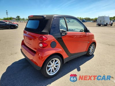 Trzecie zdjęcie samochodu z tyłu: 2008 SMART FORTWO PASSION VIN:WMEEK31X58K142858 - miniatura