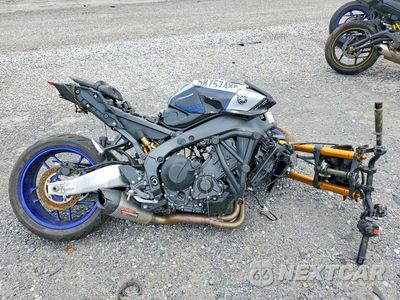 2025 YAMAHA MT09 SP JYARN95E1SA001023 - główne zdjęcie licytacji z USA - miniatura