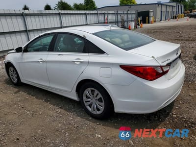 Drugie zdjęcie samochodu z przodu: 2011 HYUNDAI SONATA GLS VIN:5NPEB4AC9BH076936 - miniatura