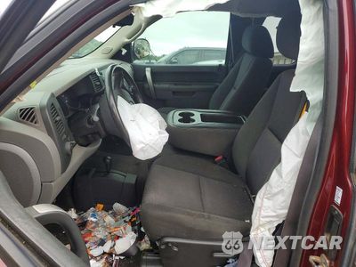 Zdjęcie 7 z 12 samochodu: 2013 CHEVROLET SILVERADO K1500 LS VIN:1GCRKREA0DZ132233 - miniatura