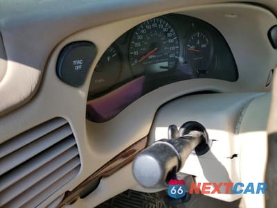 Zdjęcie 9 z 12 samochodu: 2002 CHEVROLET IMPALA VIN:2G1WF55K229180311 - miniatura