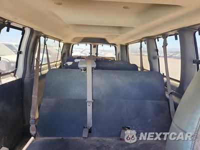 Zdjęcie 10 z 13 samochodu: 2020 CHEVROLET EXPRESS G3500 LS PASSENGER VAN VIN:1GAZGNFG2L1275087 - miniatura