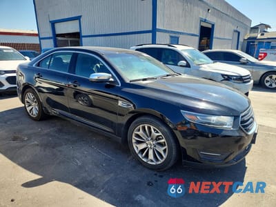 Czwarte zdjęcie samochodu z boku: 2017 FORD TAURUS LIMITED VIN:1FAHP2F87HG108468 - miniatura