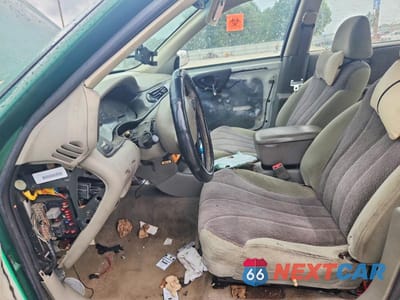 Zdjęcie 7 z 12 samochodu: 2000 CHEVROLET MALIBU VIN:1G1ND52J1Y6115270 - miniatura