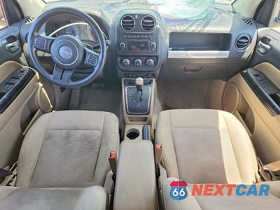 Zdjęcie 8 z 13 samochodu: 2014 JEEP COMPASS SPORT VIN:1C4NJCBA8ED593777 - miniatura