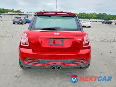 Zdjęcie 6 z 12 samochodu: 2011 MINI COOPER S VIN:WMWSV3C55BTY11813 - miniatura