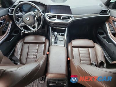 Zdjęcie 8 z 12 samochodu: 2019 BMW 330XI VIN:WBA5R7C54KAJ85465 - miniatura