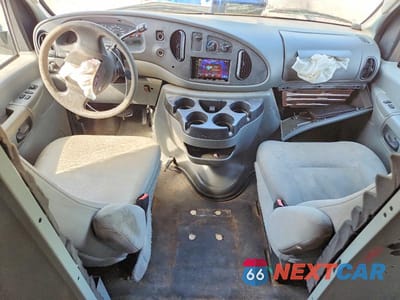 Zdjęcie 8 z 13 samochodu: 2007 FORD E250 DELIVERY VAN VIN:1FTNE24L27DA53485 - miniatura