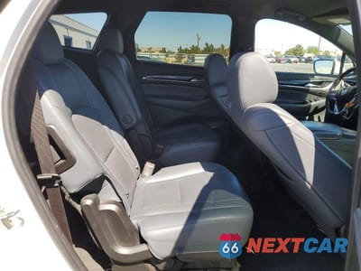 Zdjęcie 10 z 12 samochodu: 2022 BUICK ENCLAVE PREMIUM VIN:5GAEVBKW6NJ132722 - miniatura