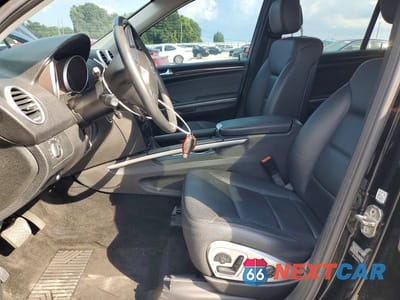 Zdjęcie 7 z 13 samochodu: 2010 MERCEDES-BENZ ML 350 BLUETEC VIN:4JGBB2FB5AA547411 - miniatura