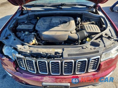 Zdjęcie 11 z 12 samochodu: 2018 JEEP GRAND CHEROKEE LAREDO VIN:1C4RJEAG0JC181792 - miniatura