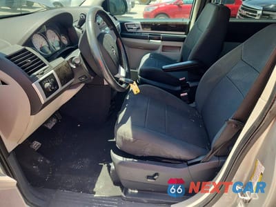 Zdjęcie 7 z 13 samochodu: 2010 DODGE GRAND CARAVAN SXT VIN:2D4RN5D10AR119816 - miniatura