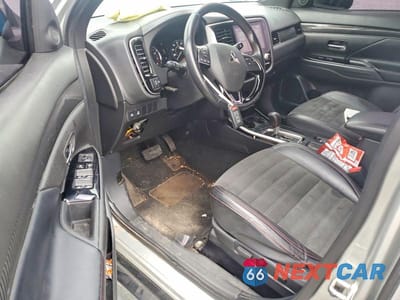 Zdjęcie 8 z 13 samochodu: 2020 MITSUBISHI OUTLANDER SE VIN:JA4AD3A35LZ006857 - miniatura