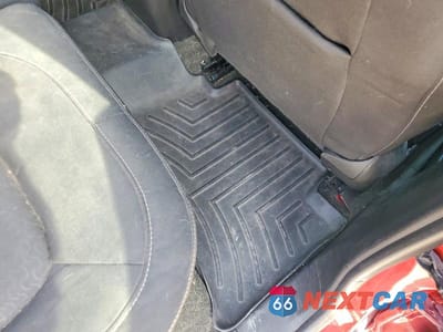 Piąte zdjęcie samochodu w środku: 2016 GMC CANYON SLE VIN:1GTG5CE30G1167337 - miniatura