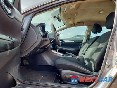Zdjęcie 7 z 12 samochodu: 2019 NISSAN SENTRA S VIN:3N1AB7AP9KY300604 - miniatura