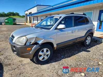 2008 HYUNDAI TUCSON SE KM8JN72DX8U755915 - główne zdjęcie licytacji z USA - miniatura