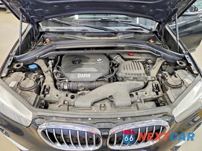 Zdjęcie 11 z 12 samochodu: 2018 BMW X1 XDRIVE28I VIN:WBXHT3C36J5K28366 - miniatura
