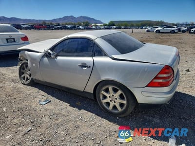 Drugie zdjęcie samochodu z przodu: 1998 MERCEDES-BENZ SLK 230 KOMPRESSOR VIN:WDBKK47F0WF041883 - miniatura