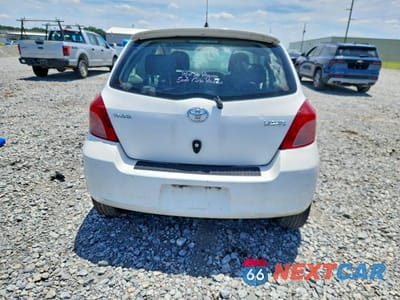 Zdjęcie 6 z 13 samochodu: 2007 TOYOTA YARIS BASE VIN:JTDJT923575133552 - miniatura