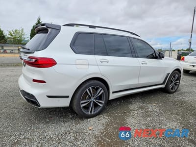 Trzecie zdjęcie samochodu z tyłu: 2019 BMW X7 XDRIVE50I VIN:5UXCX4C56KLS36014 - miniatura