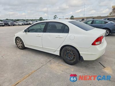 Drugie zdjęcie samochodu z przodu: 2010 HONDA CIVIC LX VIN:19XFA1F51AE020945 - miniatura