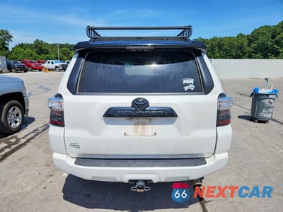 Zdjęcie 6 z 13 samochodu: 2021 TOYOTA 4RUNNER VENTURE EDITION VIN:JTEHU5JR5M5940848 - miniatura