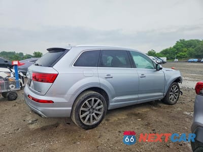 Trzecie zdjęcie samochodu z tyłu: 2019 AUDI Q7 PREMIUM PLUS VIN:WA1LAAF77KD035046 - miniatura