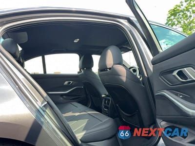 Zdjęcie 6 z 10 samochodu: 2020 BMW 330XI VIN:3MW5R7J02L8B39234 - miniatura