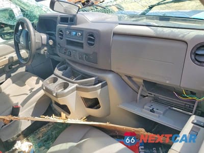 Zdjęcie 8 z 13 samochodu: 2022 FORD ECONOLINE E350 SUPER DUTY CUTAWAY VAN VIN:1FDWE3FK0NDC31370 - miniatura