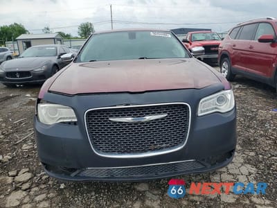 Piąte zdjęcie samochodu w środku: 2016 CHRYSLER 300C VIN:2C3CCAEG7GH190406 - miniatura