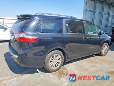Trzecie zdjęcie samochodu z tyłu: 2016 TOYOTA SIENNA XLE 8-PASSENGER VIN:5TDYK3DC1GS749397 - miniatura
