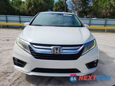 Piąte zdjęcie samochodu w środku: 2019 HONDA ODYSSEY EX VIN:5FNRL6H50KB062181 - miniatura
