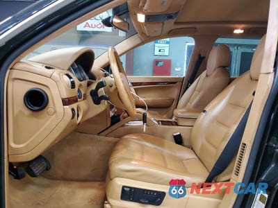 Zdjęcie 7 z 13 samochodu: 2008 PORSCHE CAYENNE TURBO VIN:WP1AC29P78LA83412 - miniatura