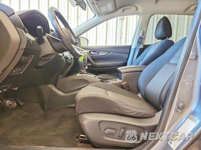 Zdjęcie 7 z 13 samochodu: 2017 NISSAN ROGUE SV VIN:JN8AT2MV7HW271017 - miniatura