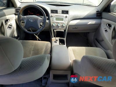 Zdjęcie 8 z 12 samochodu: 2007 TOYOTA CAMRY LE VIN:JTNBE46K973058168 - miniatura