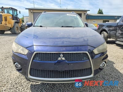 Piąte zdjęcie samochodu w środku: 2012 MITSUBISHI OUTLANDER SE VIN:JA4JT3AW7CU023783 - miniatura