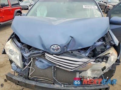 Zdjęcie 12 z 13 samochodu: 2015 TOYOTA SIENNA XLE 8-PASSENGER VIN:5TDYK3DC2FS635567 - miniatura