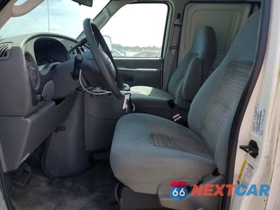 Zdjęcie 7 z 12 samochodu: 2005 FORD ECONOLINE E350 SUPER DUTY VAN VIN:1FTSS34P35HA79104 - miniatura