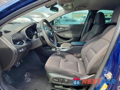 Zdjęcie 7 z 12 samochodu: 2019 CHEVROLET MALIBU LT VIN:1G1ZD5ST5KF142191 - miniatura