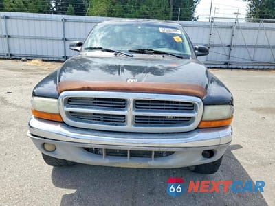 Piąte zdjęcie samochodu w środku: 2004 DODGE DAKOTA QUAD SLT VIN:1D7HG48N94S510028 - miniatura